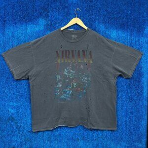 Nirvana MTV Unplugged in New York Grunge Band Distressed Graphic T-Shirt Size On